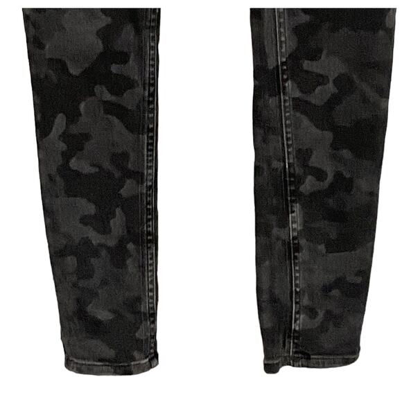 FREE PEOPLE Long Lean Black Subdued Camo High Waist Rise Jeans Skinny 27 Gorp - Picture 9 of 15